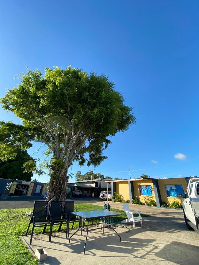 Proserpine Motor Lodge Esterno foto