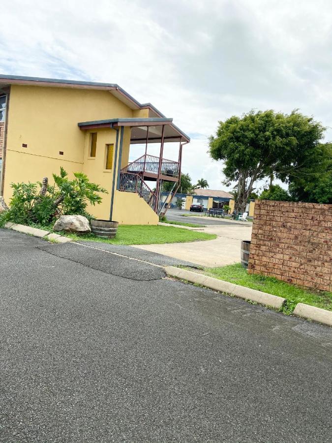 Proserpine Motor Lodge Esterno foto
